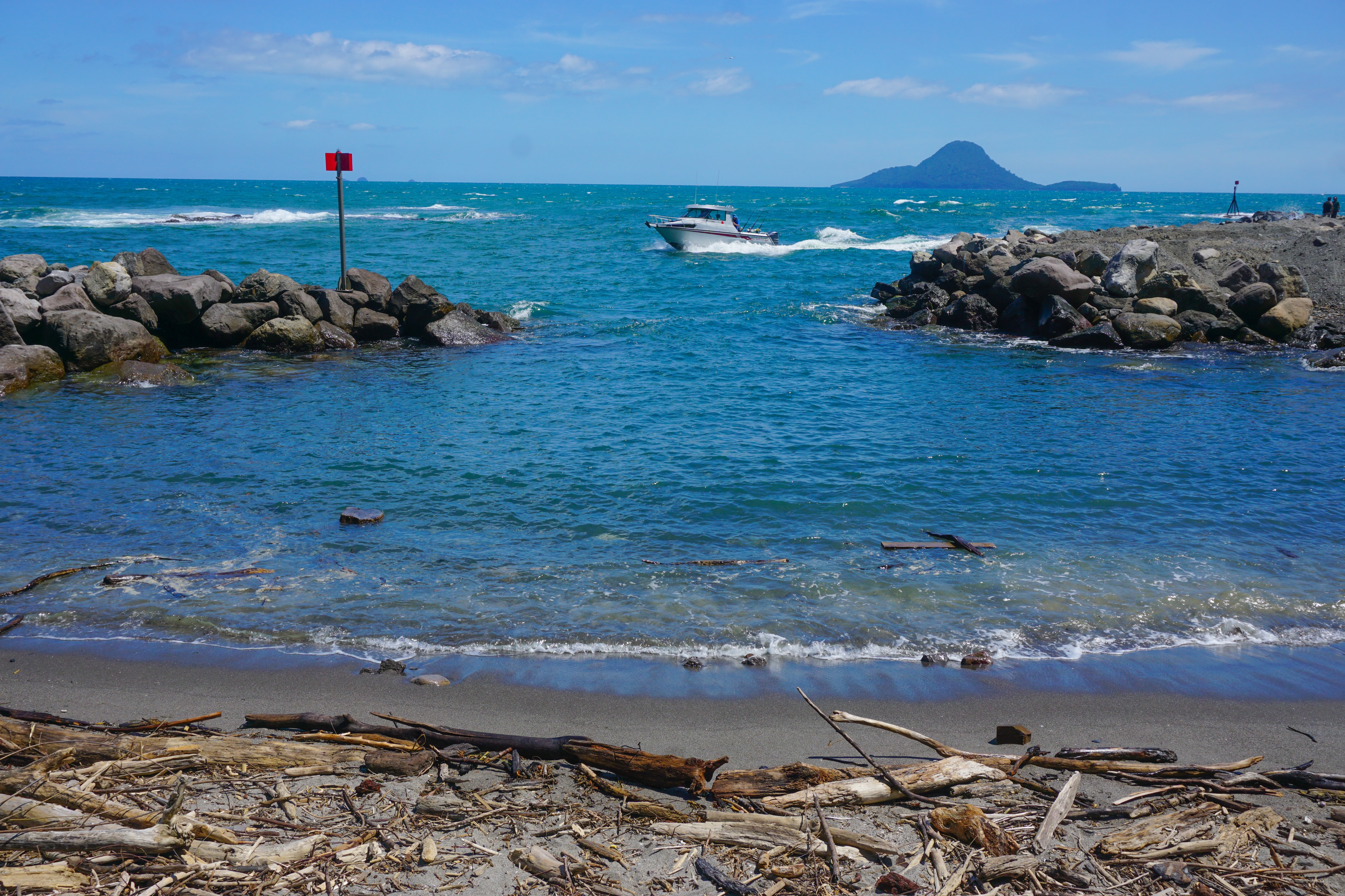 DF28815D-9ECD-40AB-8AE0-3D1EC5A21795